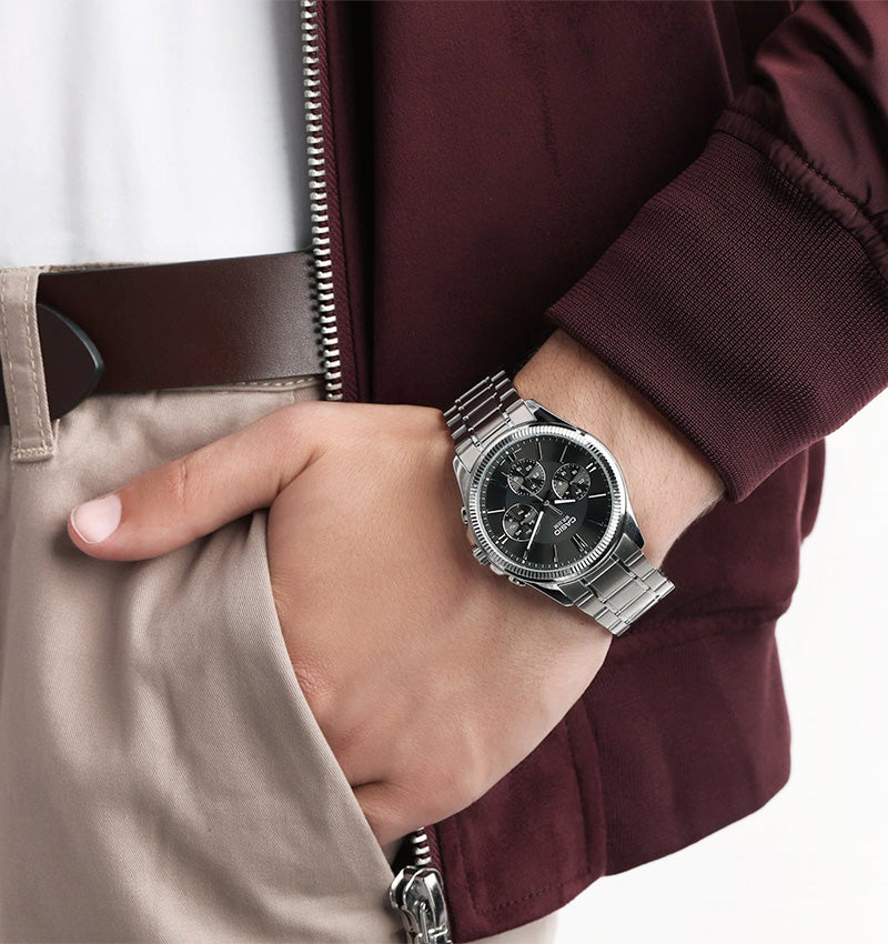 ساعة Classic Executive Steel ⌚