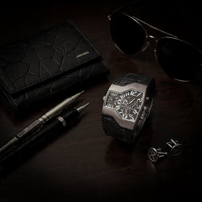 ساعة OULM BLACK: هيبة اللون الأسود في تصميم يفيض بالثقة ⌚🖤